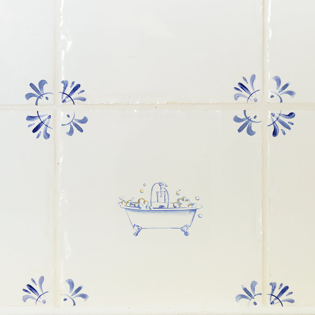 Bathtub Delft Tile, Gold Lustre