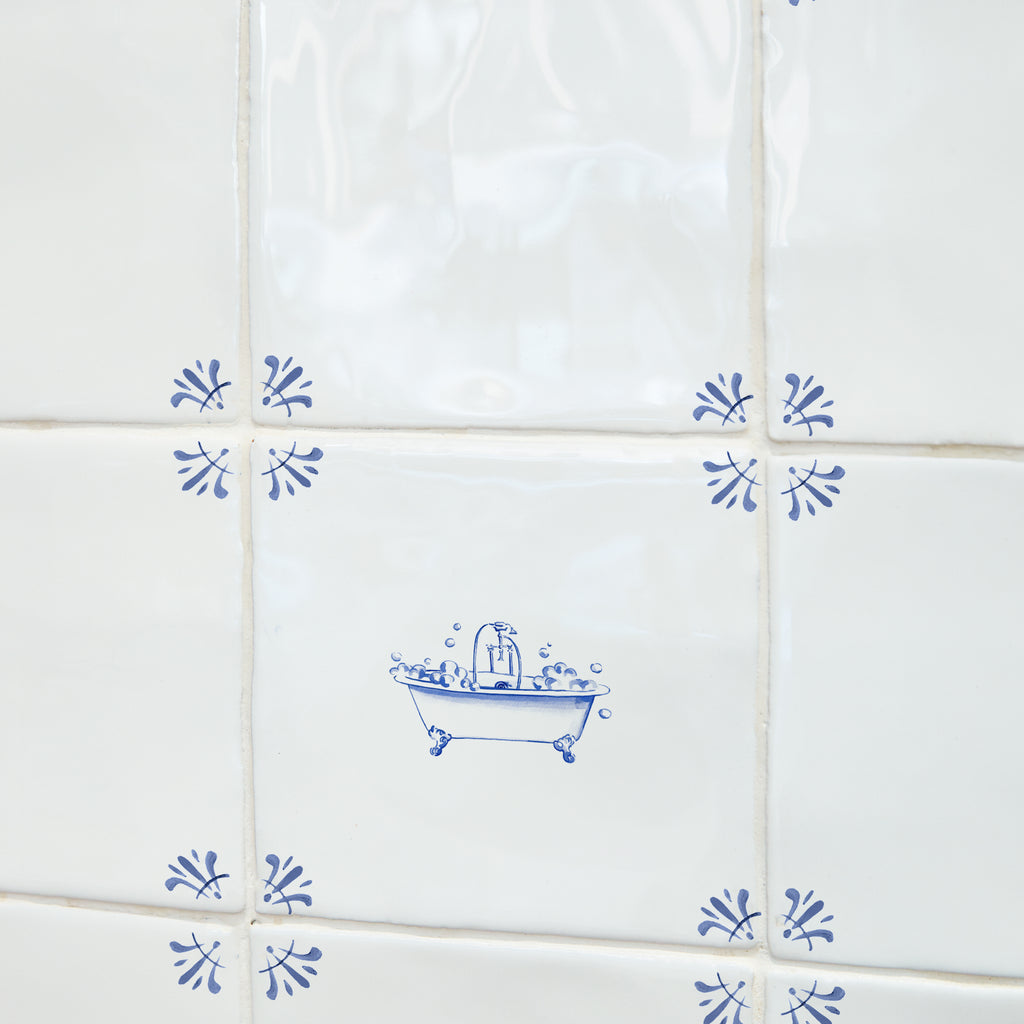 Bathtub Delft Tile