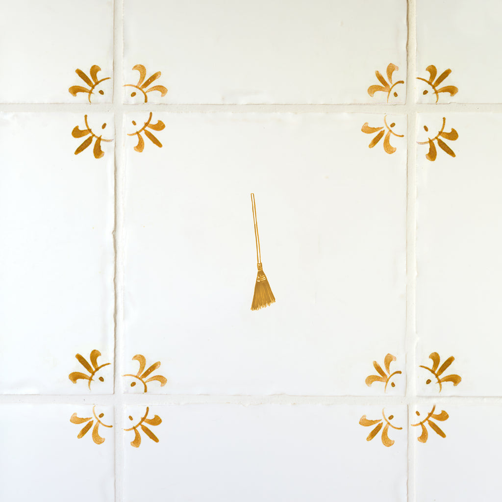 Broom Delft Tile