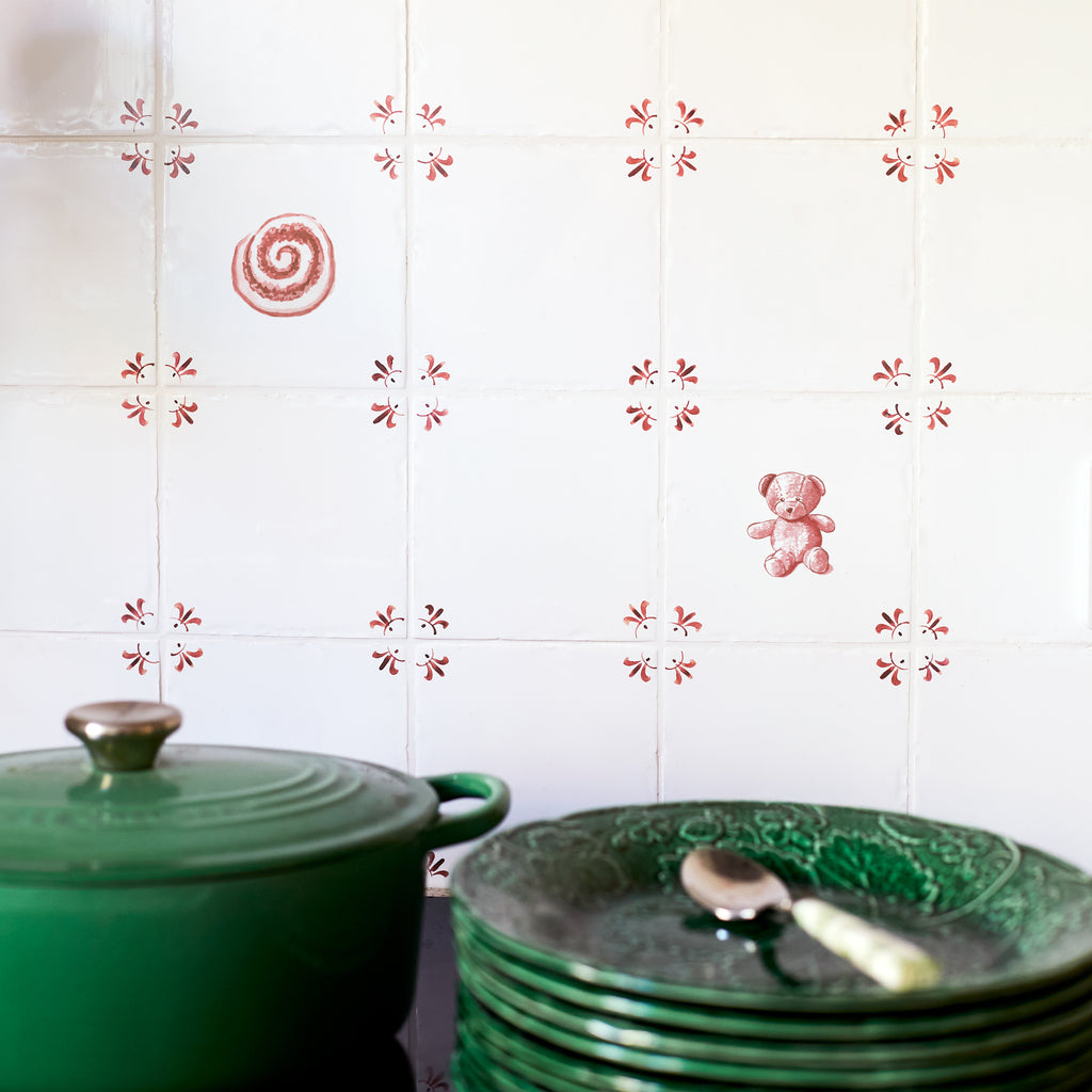 Cinnamon Roll Delft Tile