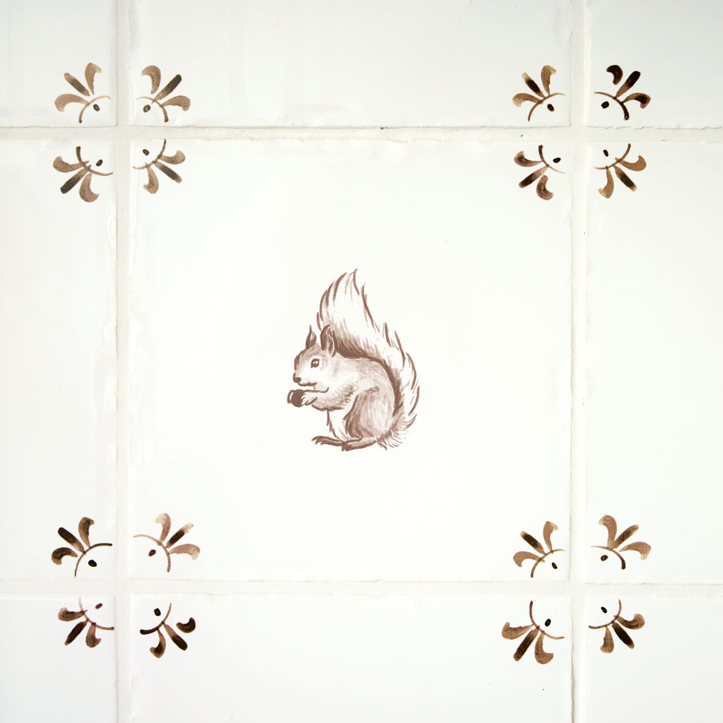 Squirrel Delft Tile