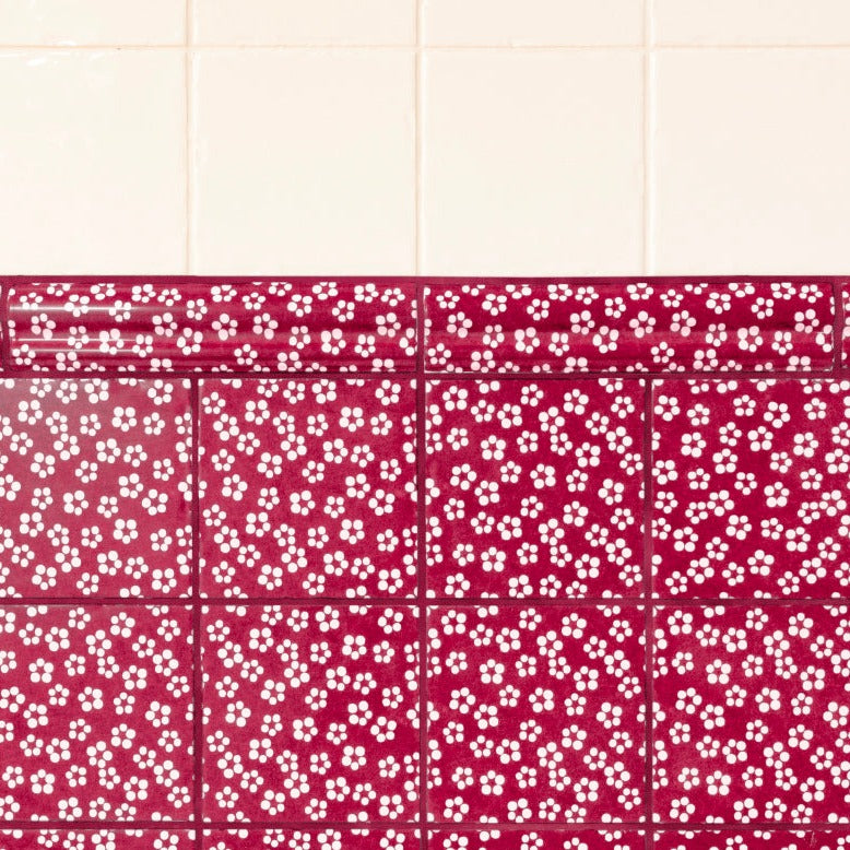 Ditsy Dado Trim, Cherry