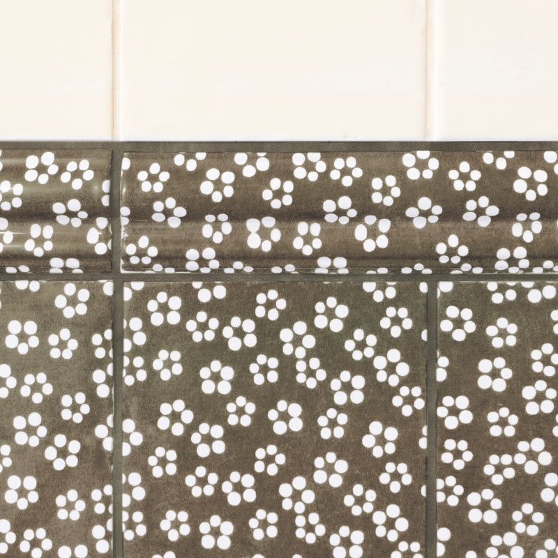 Ditsy Tile