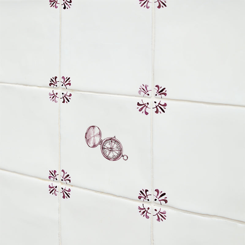 Compass Delft Tile