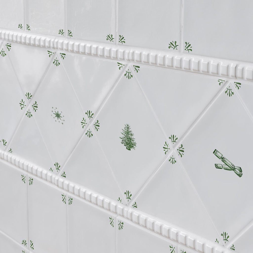 Crackers Delft Tile