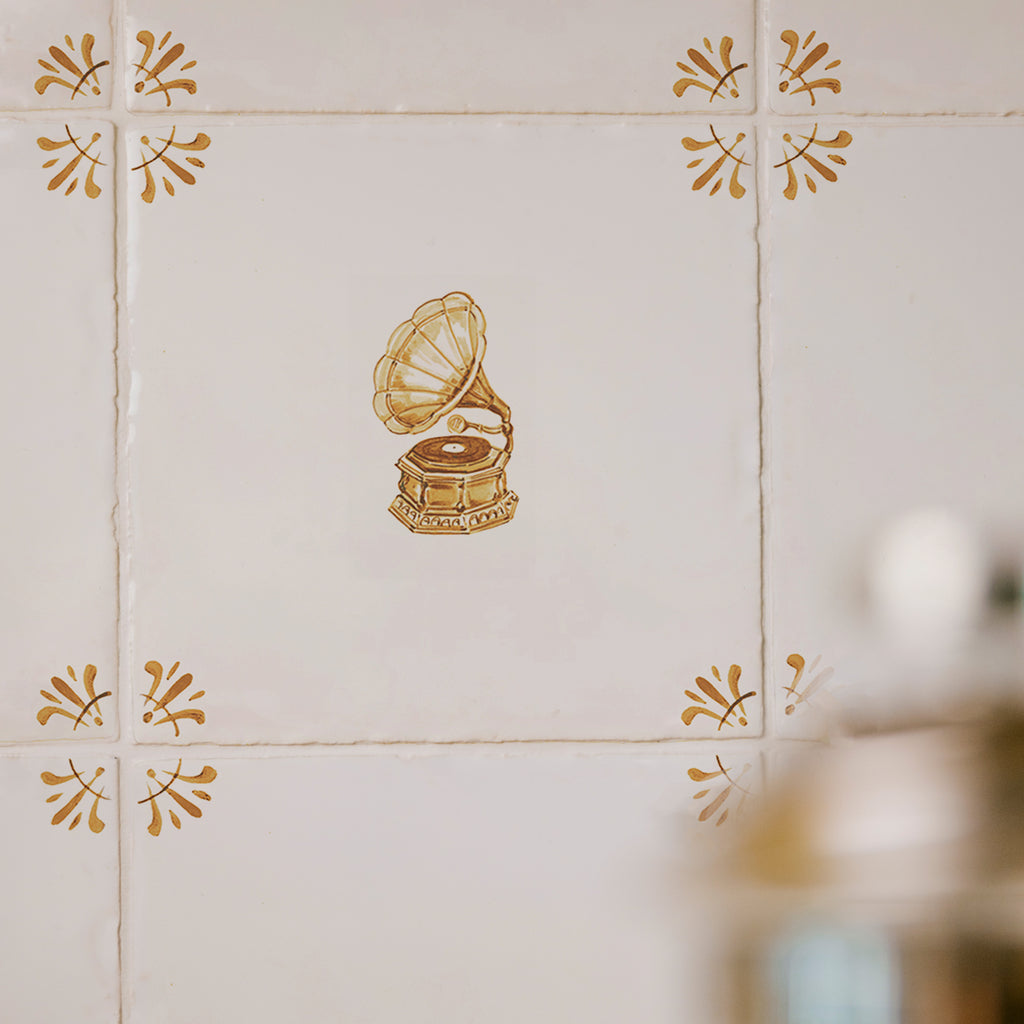Gramophone Delft Tile