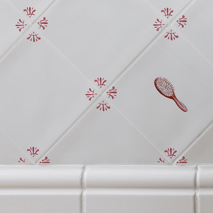 Hairbrush Delft Tile