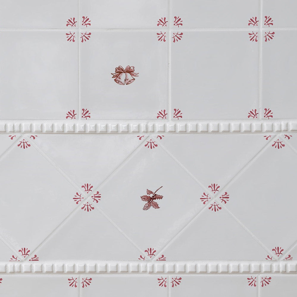 Holly Delft Tile