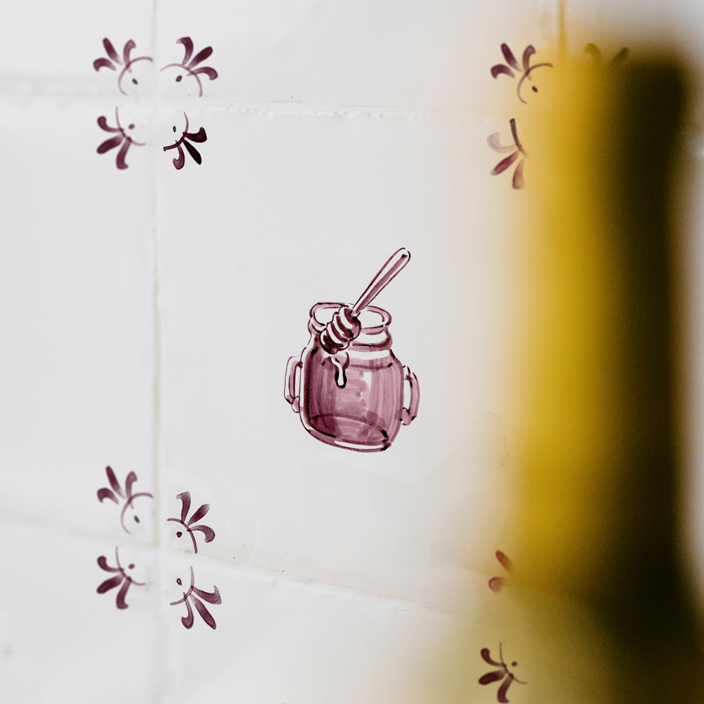 Honey Pot Delft Tile