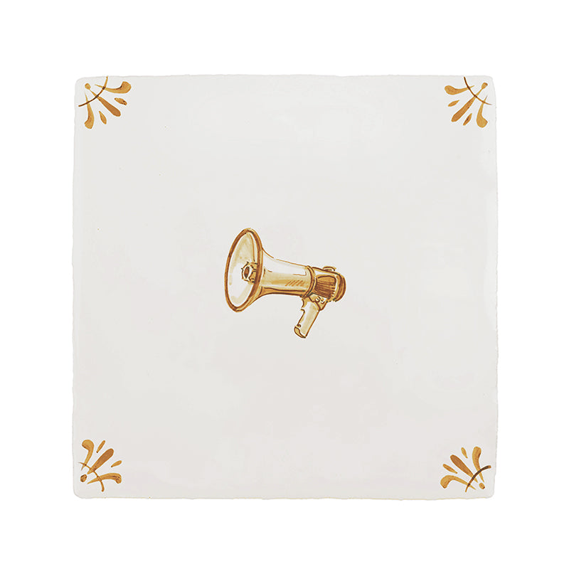 Megaphone Delft Tile