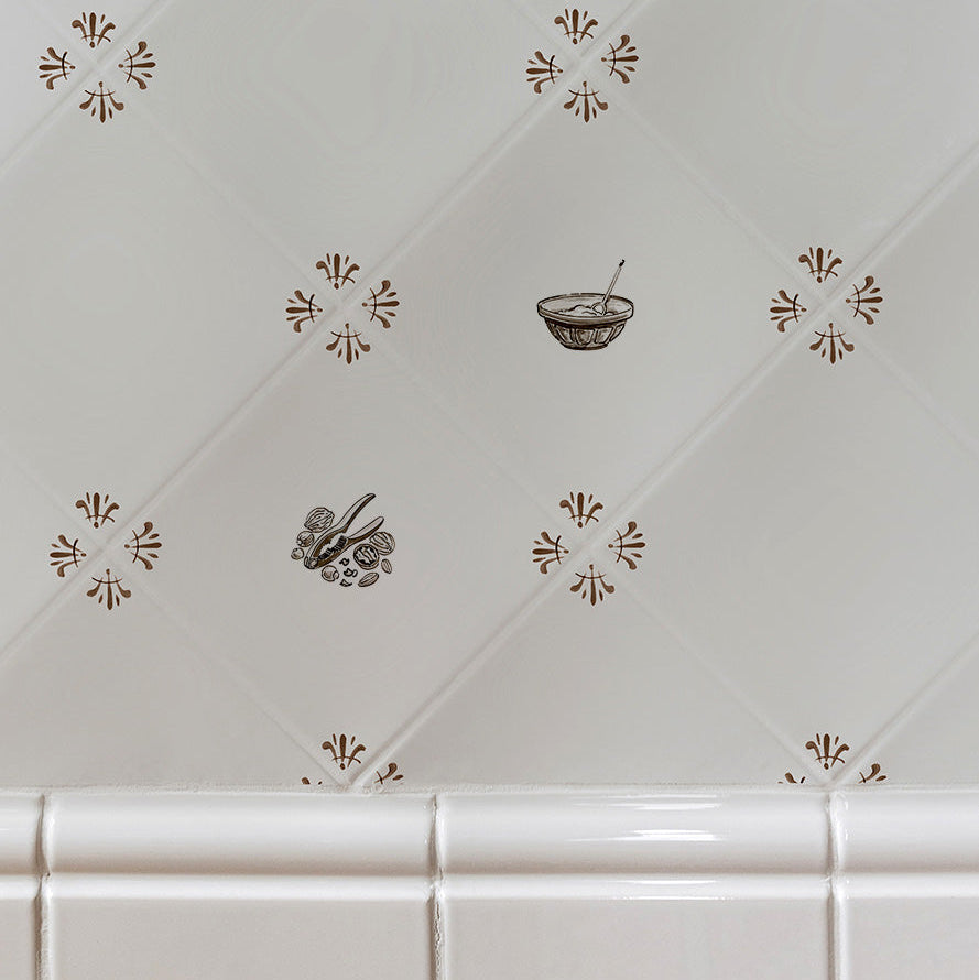 Nutcracker Delft Tile