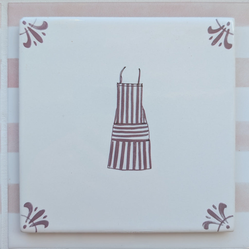 End of Line, Apron Delft Tile, Manganese