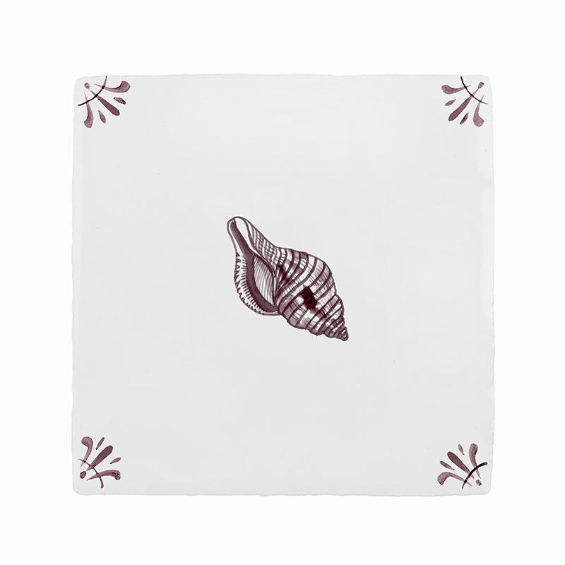 Seashell Delft Tile