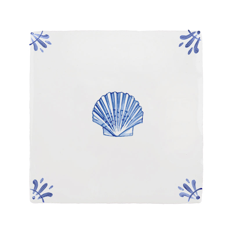 Scallop Shell Delft Tile