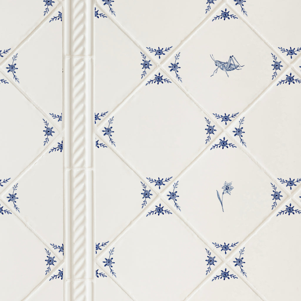 Corners Only Delft Tile