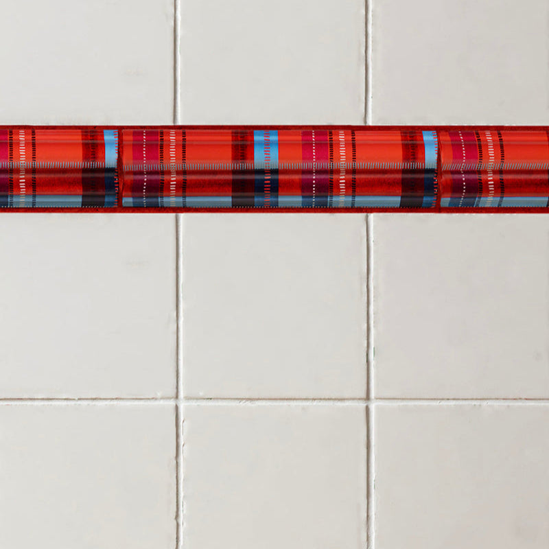 Tartan Dado Trim, Carmine