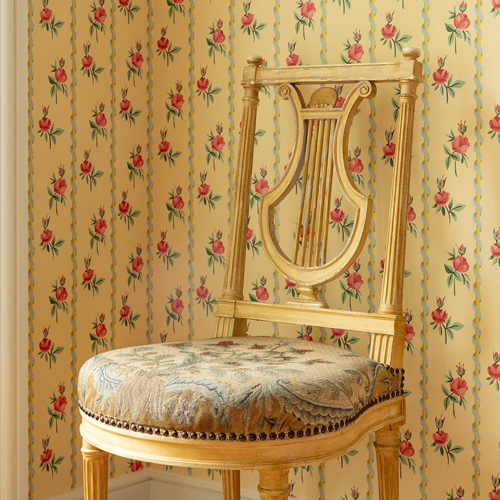 Poles and Roses I Wallpaper, Verseilles I