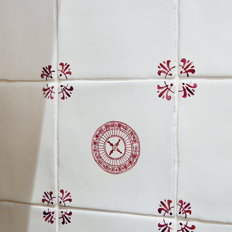 Roulette Wheel Delft Tile