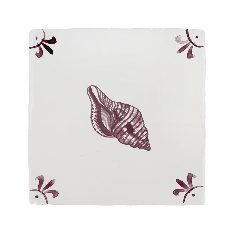 Seashell Delft Tile