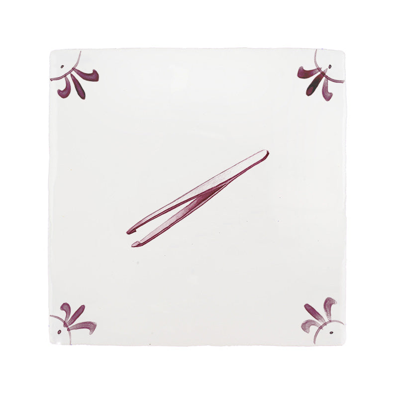 Tweezers Delft Tile